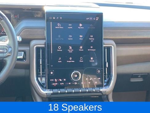 Used 2025 GMC Yukon XL Denali Ultimate w/ LPO, Floor Liner Package image 9