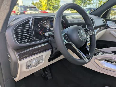 Used 2026 Mercedes-Benz GLE 350 4MATIC image 2