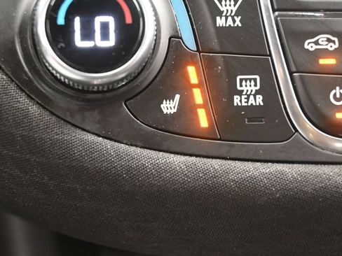Used 2024 Chevrolet Malibu LT FWD image 20