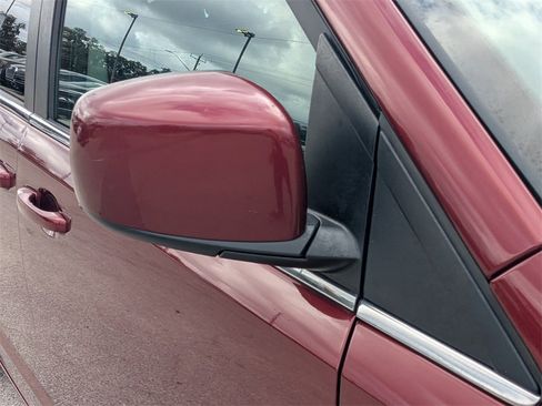 Used 2019 Dodge Grand Caravan SXT image 10