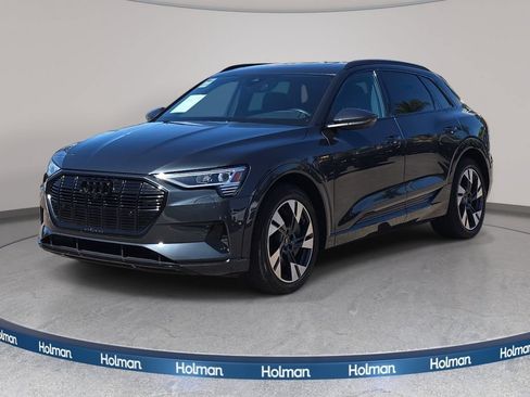 Used 2023 Audi e-tron Premium w/ Convenience Plus Package AWD/4WD image 1