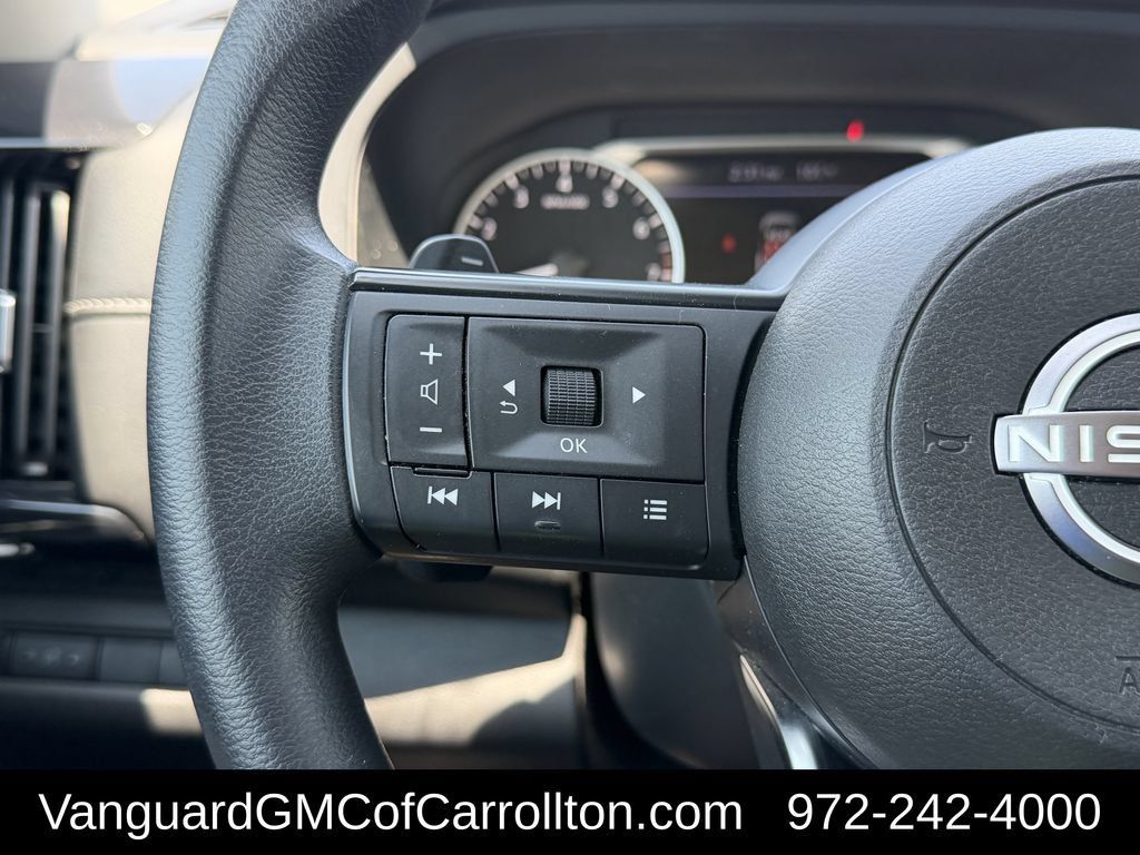 Used 2024 Nissan Pathfinder S AWD/4WD image 14
