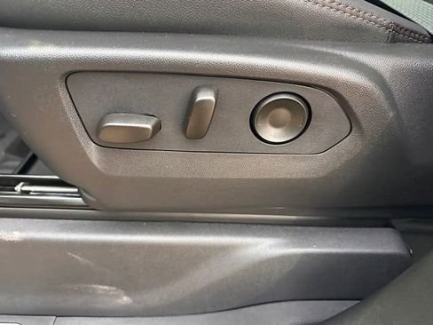 New 2026 GMC Sierra 2500 AT4 w/ AT4 Premium Plus Package image 24