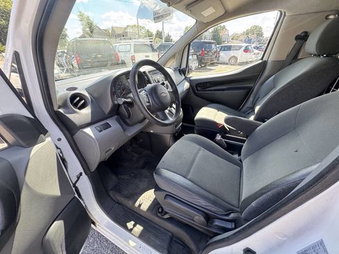 Used 2017 Chevrolet City Express LS image 33