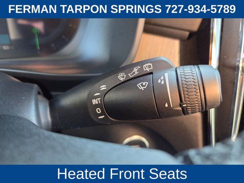 Certified 2025 Volvo XC40 B5 Core image 32