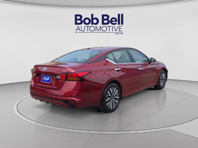 Used 2024 Nissan Altima 2.5 SV FWD image 5