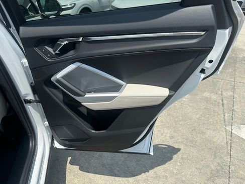 New 2025 Audi Q3 2.0T Premium w/ Convenience Package image 15