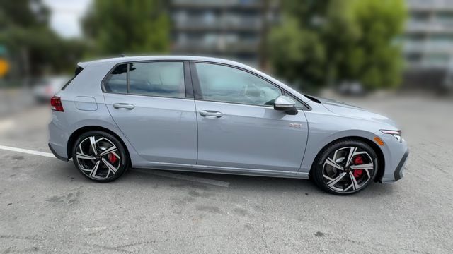 New 2026 Volkswagen GTI SE FWD image 9