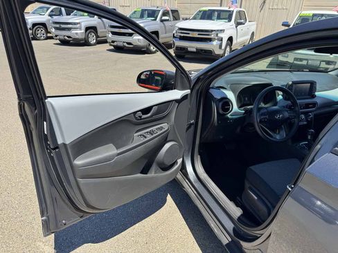 Used 2019 Hyundai Kona SE AWD/4WD image 21