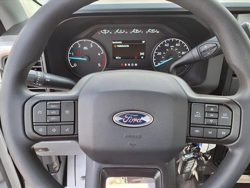 New 2025 Ford F550 4x4 Regular Cab Super Duty image 14