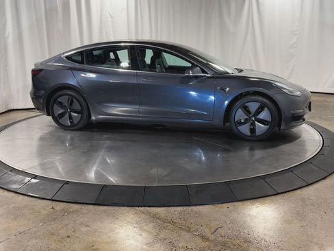 Used 2018 Tesla Model 3 Long Range image 2