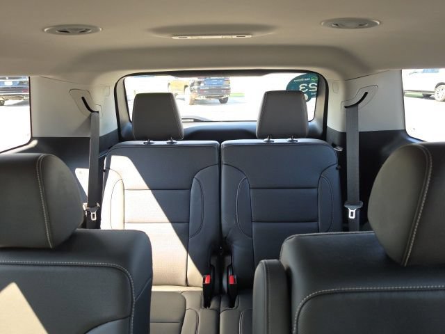 Certified 2023 GMC Acadia SLT FWD image 23
