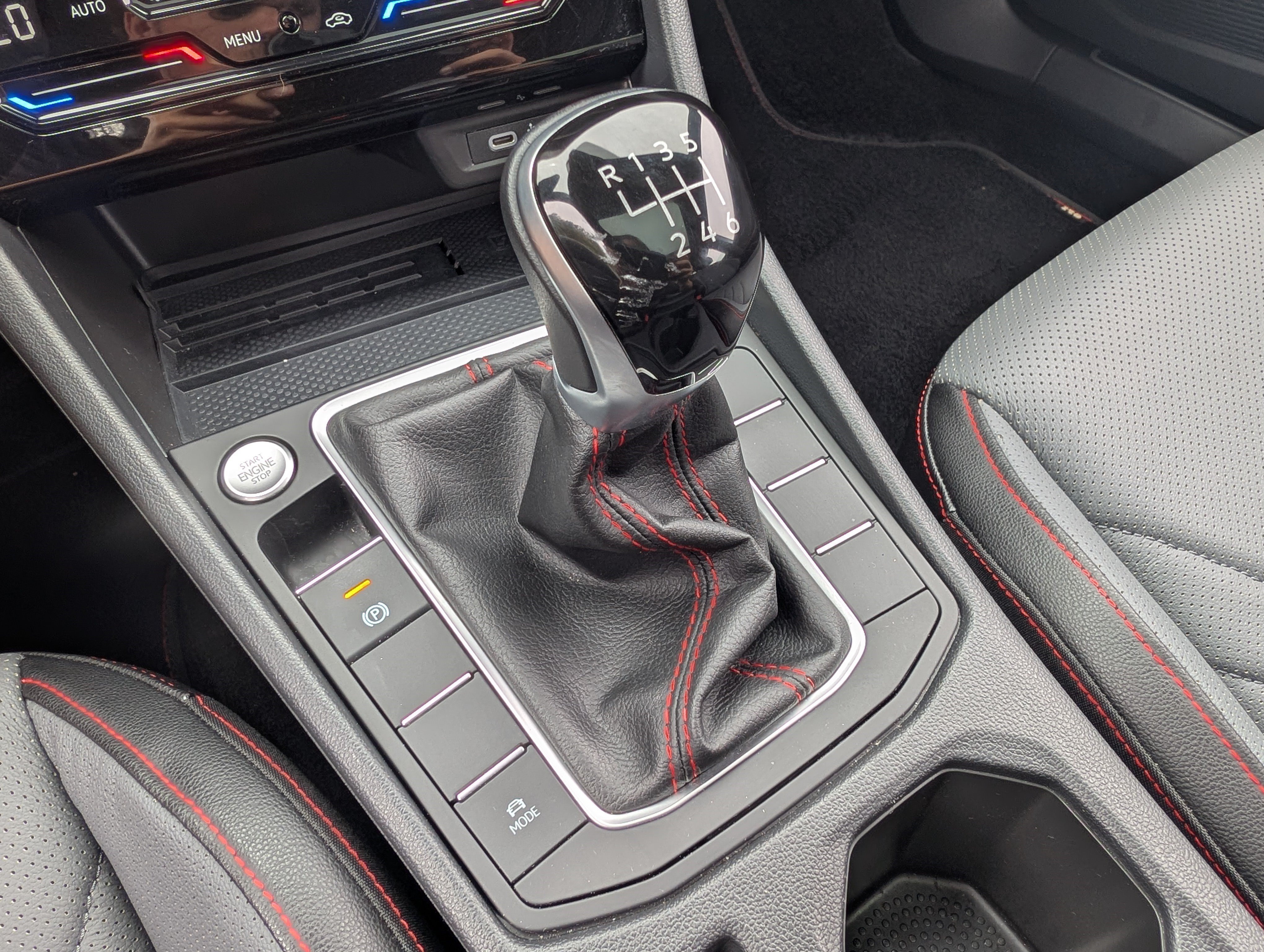 Used 2026 Volkswagen Jetta GLI Autobahn FWD image 31