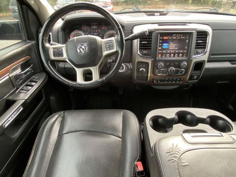 Used 2016 RAM 3500 Laramie image 11
