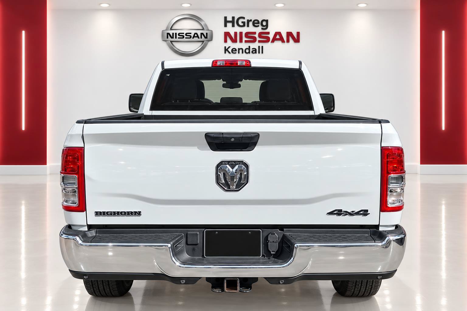 Used 2024 RAM 2500 Big Horn w/ Off Road Package AWD/4WD image 5