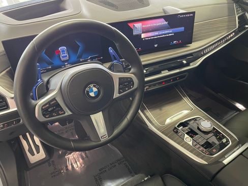 Used 2023 BMW X7 xDrive40i w/ M Sport Package AWD/4WD image 30