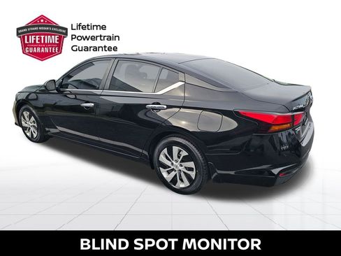 Used 2022 Nissan Altima 2.5 S image 4