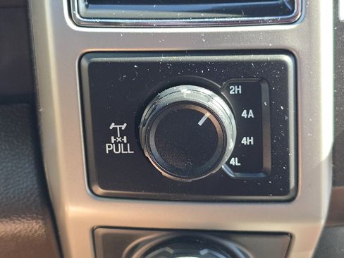 Used 2018 Ford F150 King Ranch w/ Equipment Group 601A Luxury image 17