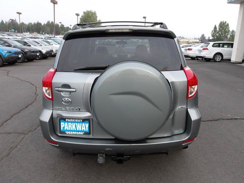 Used 2008 Toyota RAV4 4WD image 4
