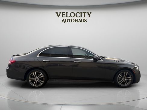 Used 2021 Mercedes-Benz E 350 4MATIC Sedan image 8