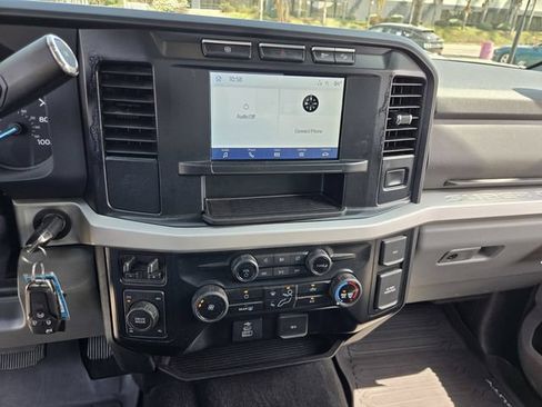 Used 2024 Ford F250 XLT w/ FX4 Off-Road Package AWD/4WD image 19