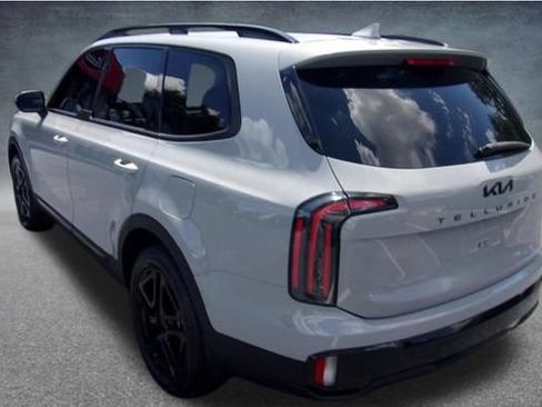 Used 2025 Kia Telluride EX X-Line AWD/4WD image 5