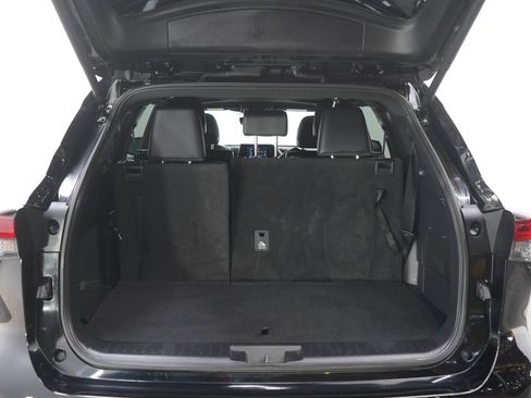 Used 2025 Toyota Highlander XSE AWD/4WD image 18