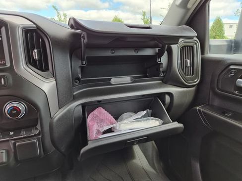 Used 2024 Chevrolet Silverado 2500 Custom w/ Custom Value Package AWD/4WD image 29