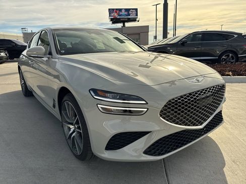 New 2026 Genesis G70 2.5T image 3
