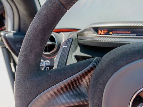 Used 2022 McLaren 765LT RWD image 73