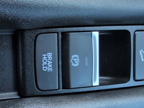 Used 2025 Honda HR-V Sport image 26