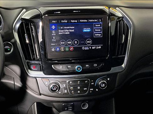 Certified 2023 Chevrolet Traverse High Country image 6