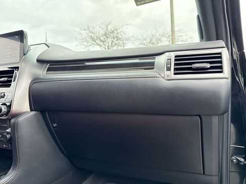 Used 2023 Lexus GX 460 Premium w/ Premium Package AWD/4WD image 26
