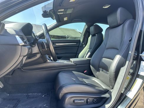 Used 2021 Honda Accord Sport image 13