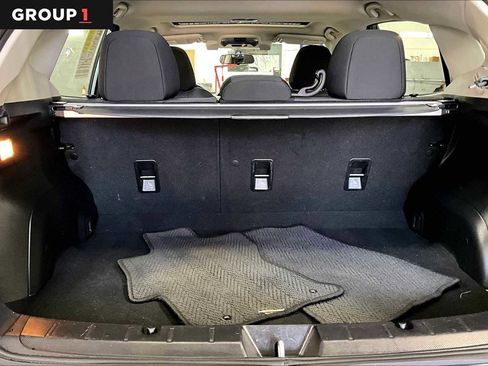 Used 2023 Subaru Impreza Premium image 33