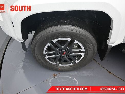 New 2026 Toyota Tacoma TRD Sport w/ TRD Sport Upgrade Package AWD/4WD image 35