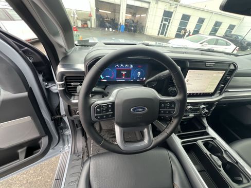 New 2025 Ford F350 Lariat w/ Lariat Ultimate Package image 16