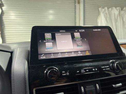 Used 2023 Nissan Armada SL w/ Captain's Chairs Package image 36