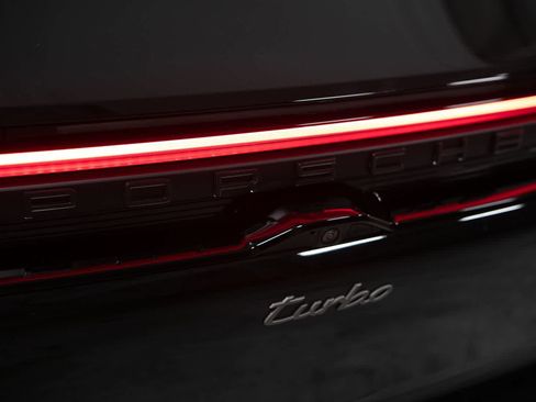 New 2026 Porsche Macan Turbo Electric image 19