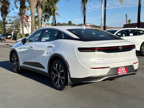 New 2026 Toyota Crown XLE image 8