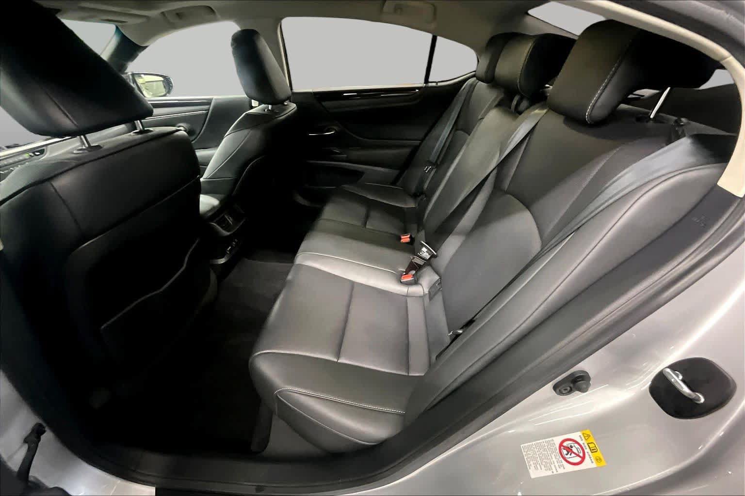 Used 2019 Lexus ES 350 w/ Premium Package FWD image 19