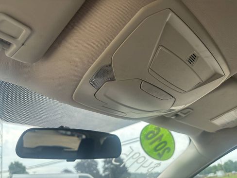 Used 2016 Ford Escape SE AWD/4WD image 25