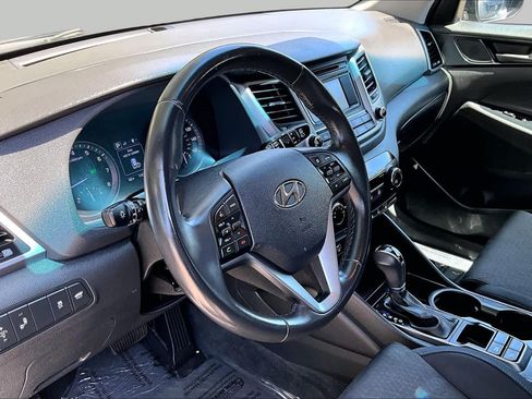 Used 2016 Hyundai Tucson Sport FWD image 17