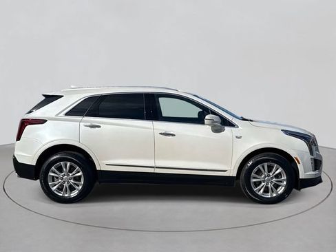 Certified 2024 Cadillac XT5 Luxury w/ LPO, Floor Liner Package AWD/4WD image 4
