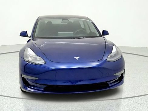 Used 2023 Tesla Model 3 Standard Range RWD image 2