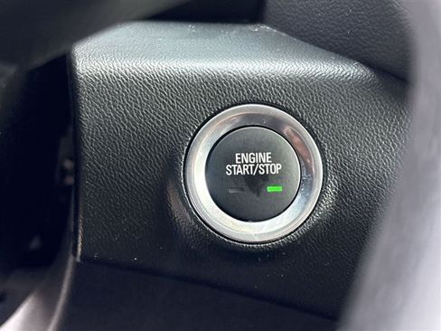 Certified 2024 GMC Terrain SLE w/ Driver Convenience Package FWD image 16