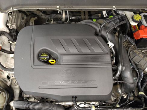 Used 2015 Ford Fusion SE w/ Equipment Group 202A image 30