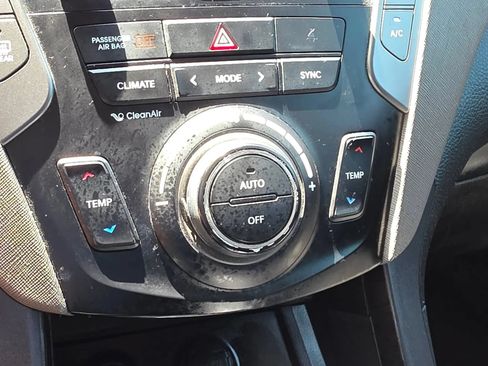 Used 2017 Hyundai Santa Fe Sport FWD image 28