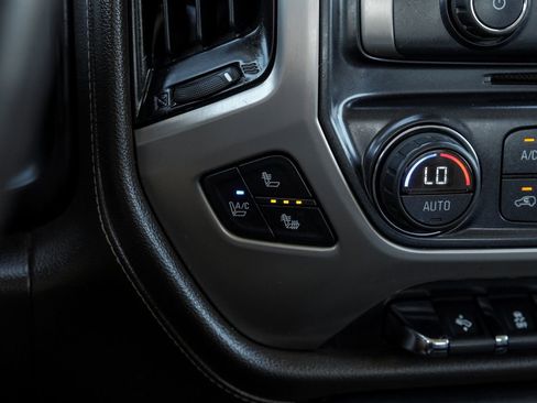 Used 2015 GMC Sierra 3500 Denali w/ Duramax Plus Package image 28