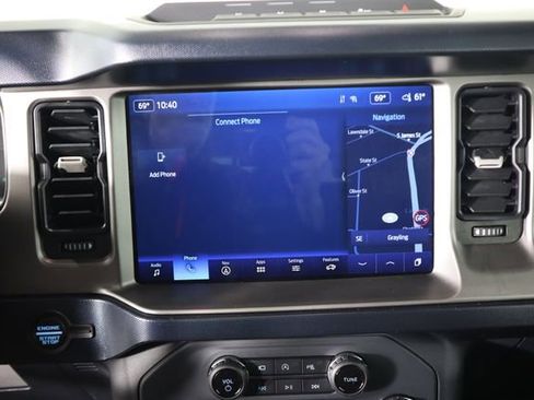 Used 2022 Ford Bronco Outer Banks w/ Sasquatch Package AWD/4WD image 48